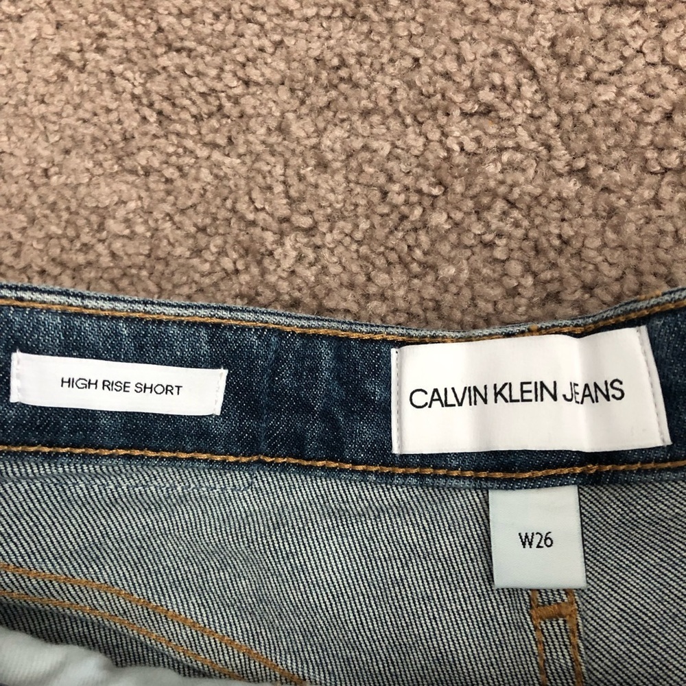 Calvin Klein Jeans High Rise Shorts Womens W26 - Picture 7 of 10